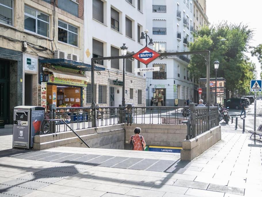 Apartamento A 2 Minutos De Lavapies, Madridアパートメント エクステリア 写真