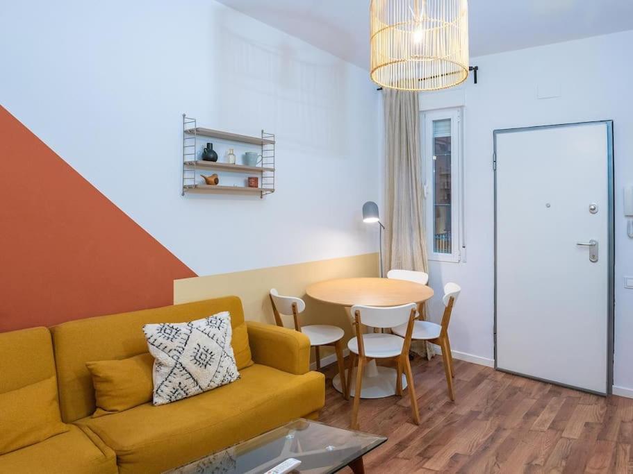 Apartamento A 2 Minutos De Lavapies, Madridアパートメント エクステリア 写真