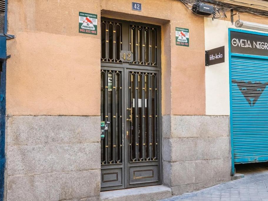 Apartamento A 2 Minutos De Lavapies, Madridアパートメント エクステリア 写真
