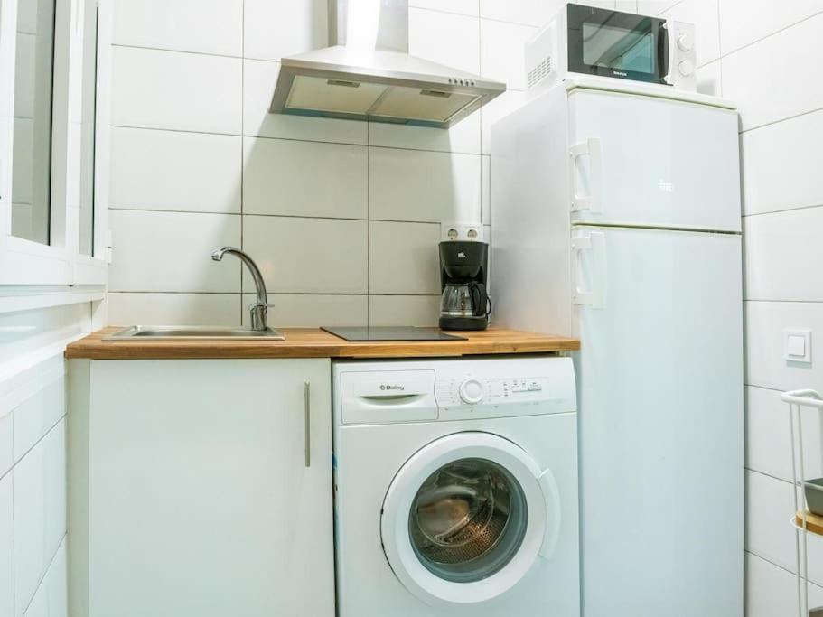 Apartamento A 2 Minutos De Lavapies, Madridアパートメント エクステリア 写真