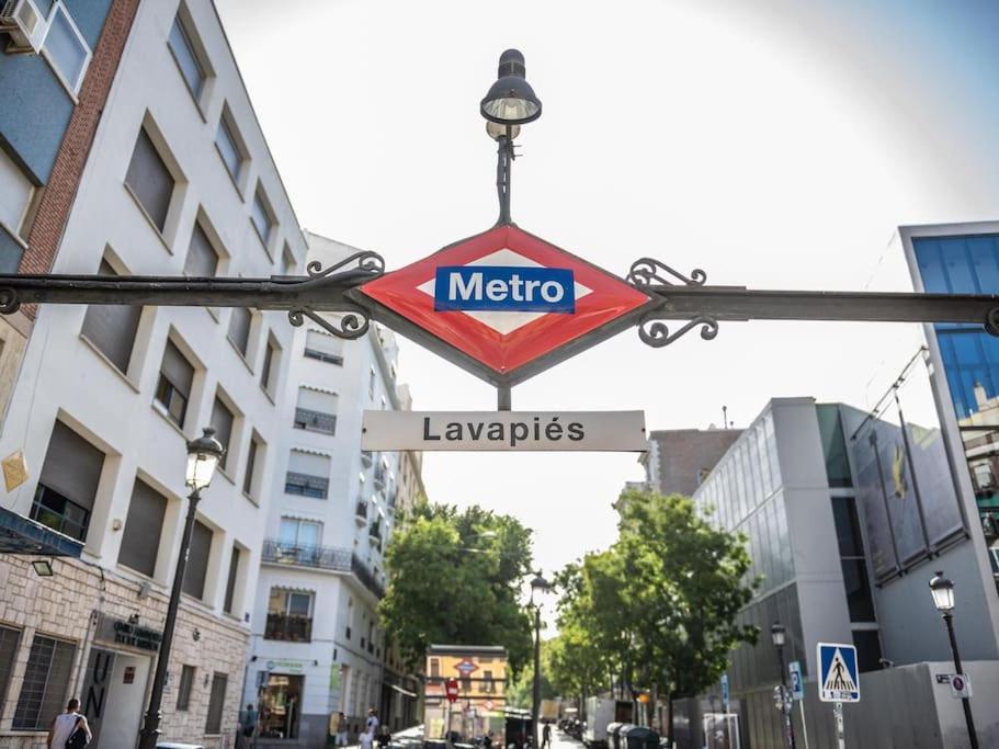 Apartamento A 2 Minutos De Lavapies, Madridアパートメント エクステリア 写真